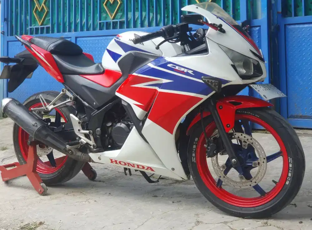 HONDA SPORT CBR