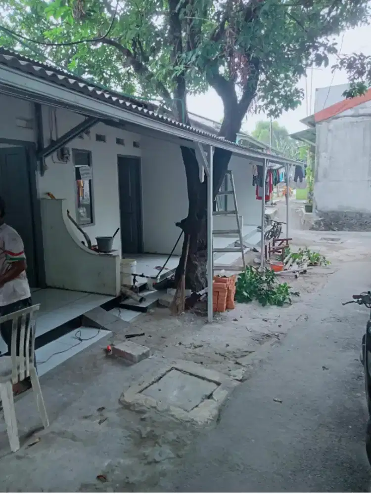 Dijual rumah kontrakan petakan 6 pintu