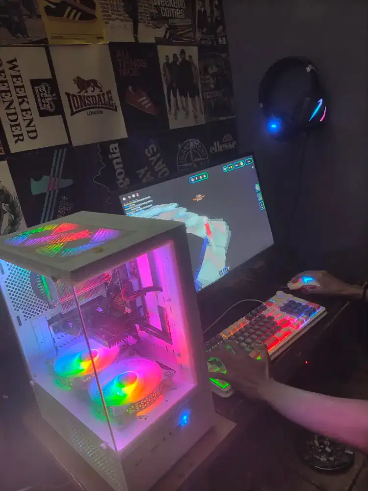 Komputer 1 set ambil semua nya gaming editing live streaming