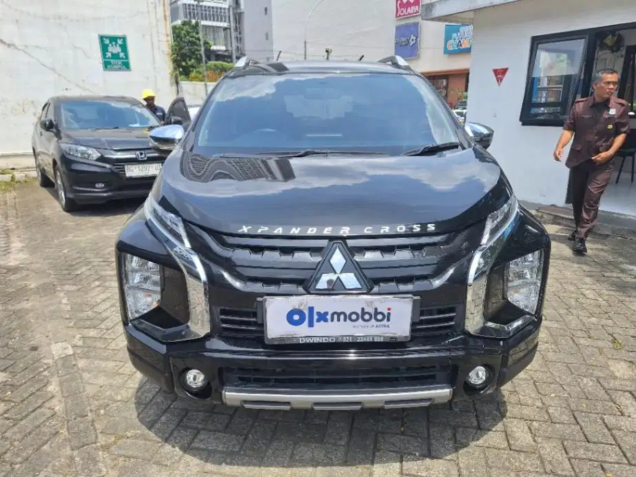LOW DP Mitsubishi Xpander 1.5 Cross Premium Package Bensin-AT 2022 DKE