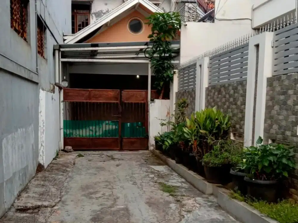 Rumah Di Pulo Asem Utara,Rawamangun