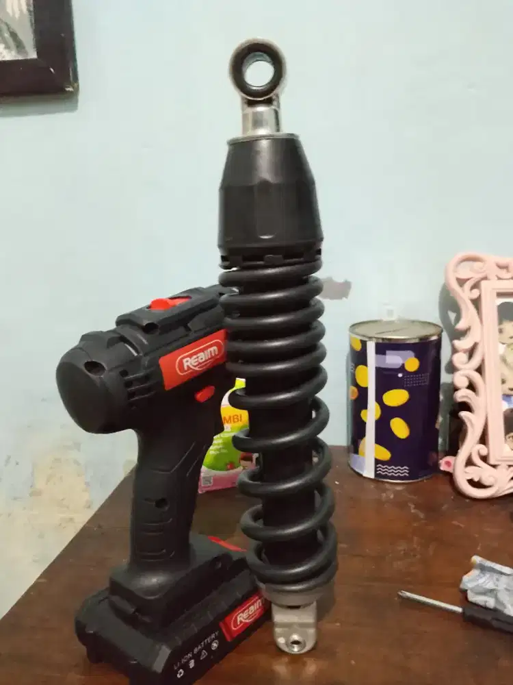 Shock belakang Honda beat fi gen 2
