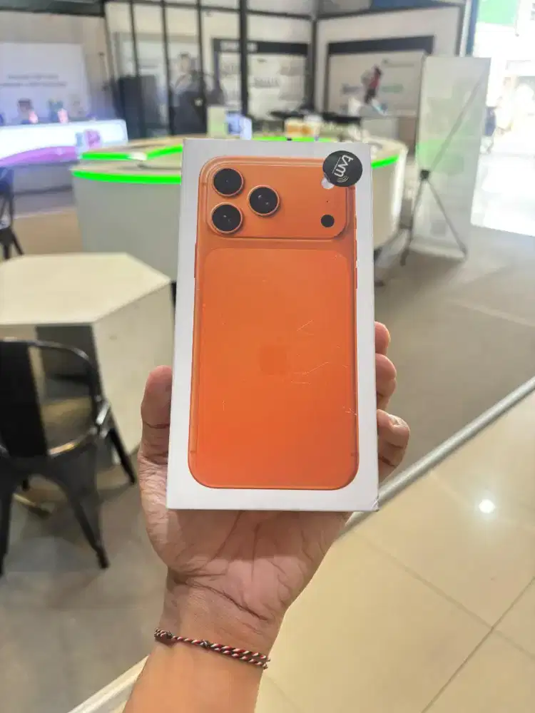 iPhone 17 pro garansi resmi iBox