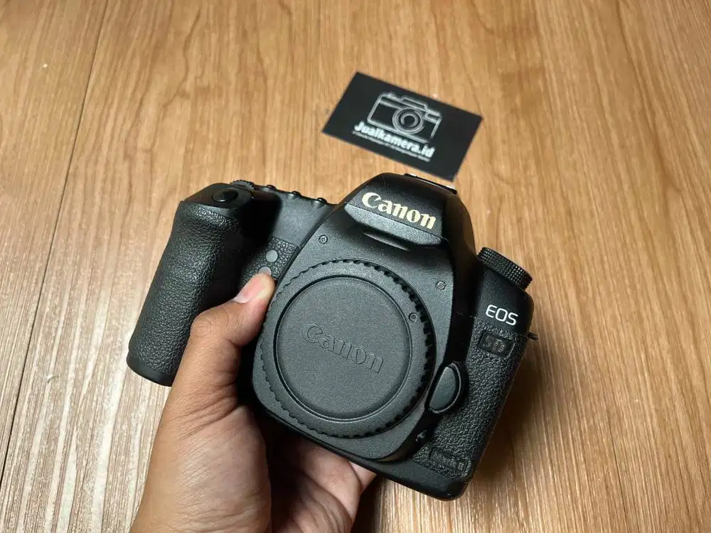 CANON 5D MARK II BODY ONLY FULLSET ADA BONUS