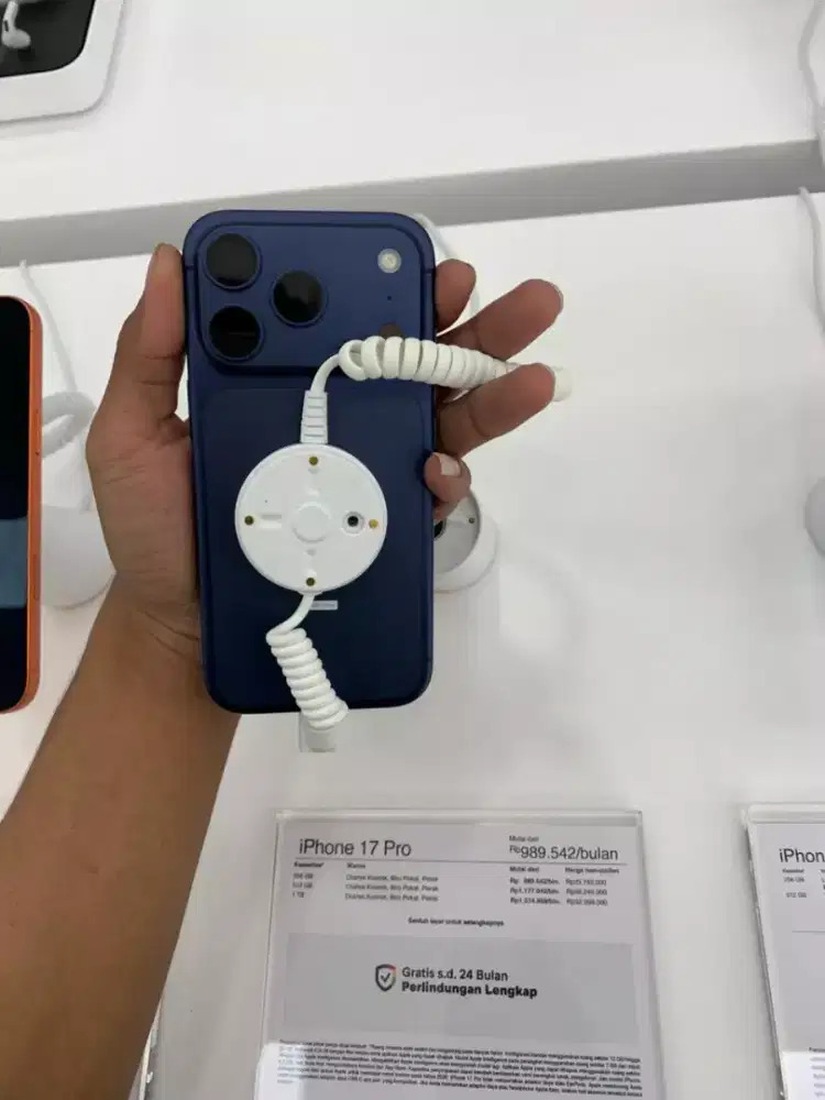 iphone 17 pro warna silver ready promo cicilan 0% free 2x angsuran