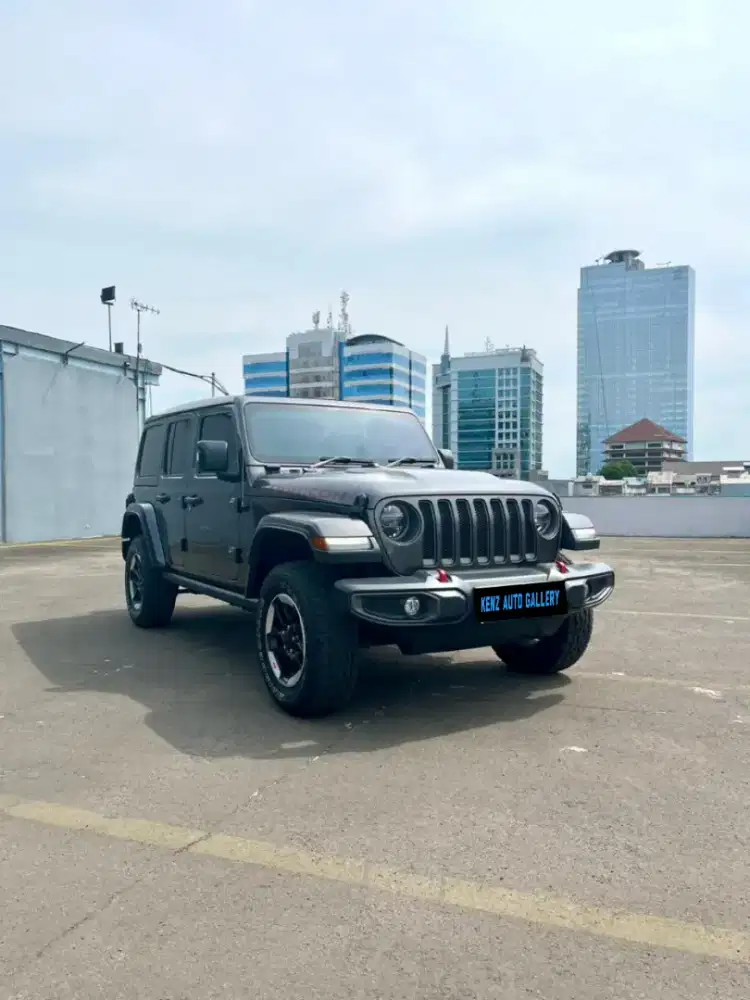 Jeep Wrangler Rubicon Sky One Touch KONDISI LIKE NEW