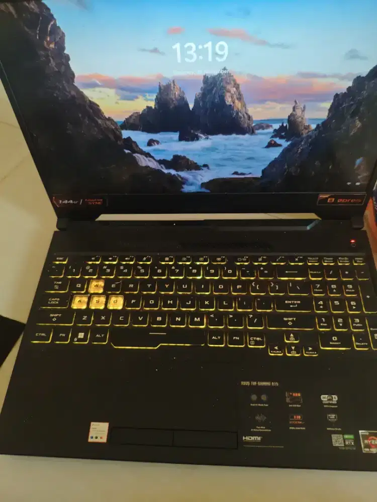 Laptop Asus TUF A15 Ryzen7, RTX 3050, 8/512gb