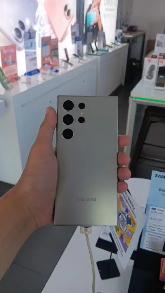 Samsung S24 ultra silver resmi sein