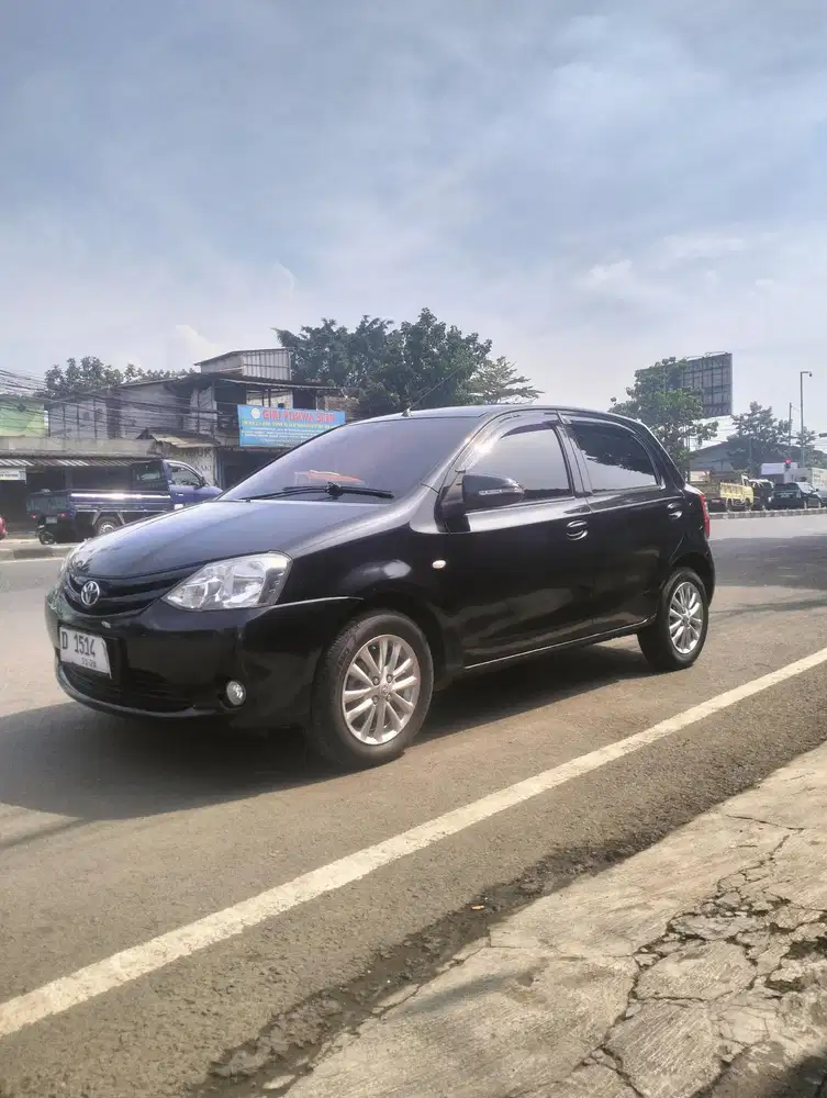 Toyota Etios Valco 1.3 E Manual Kredit Dp.13Jt