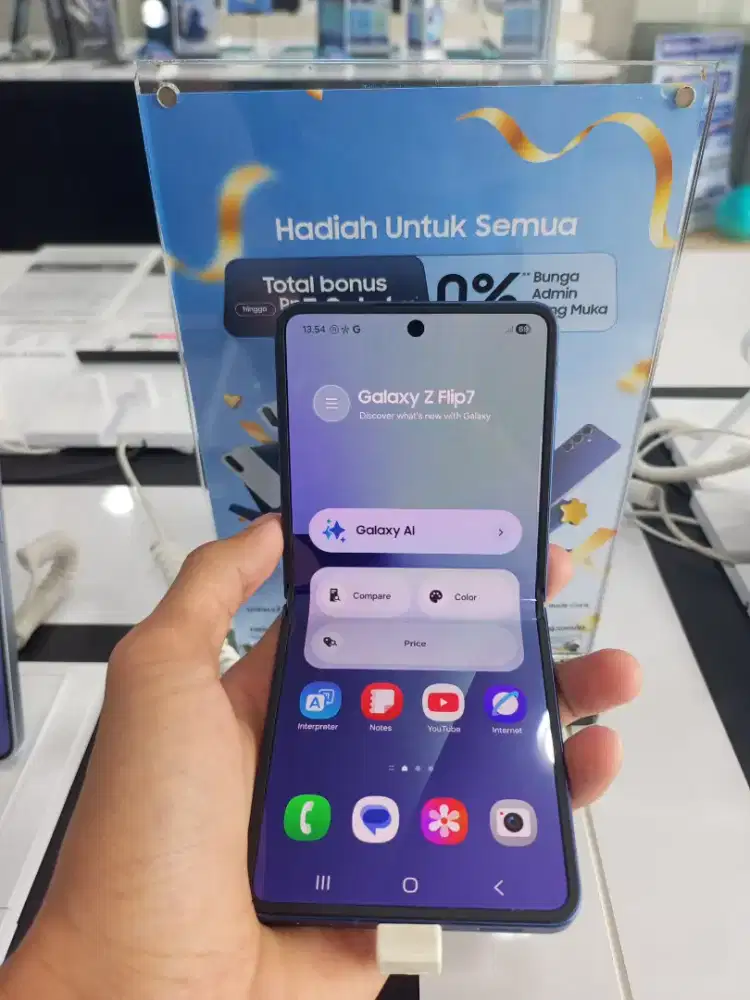 Samsung Z Flip 7 Bunga 0%