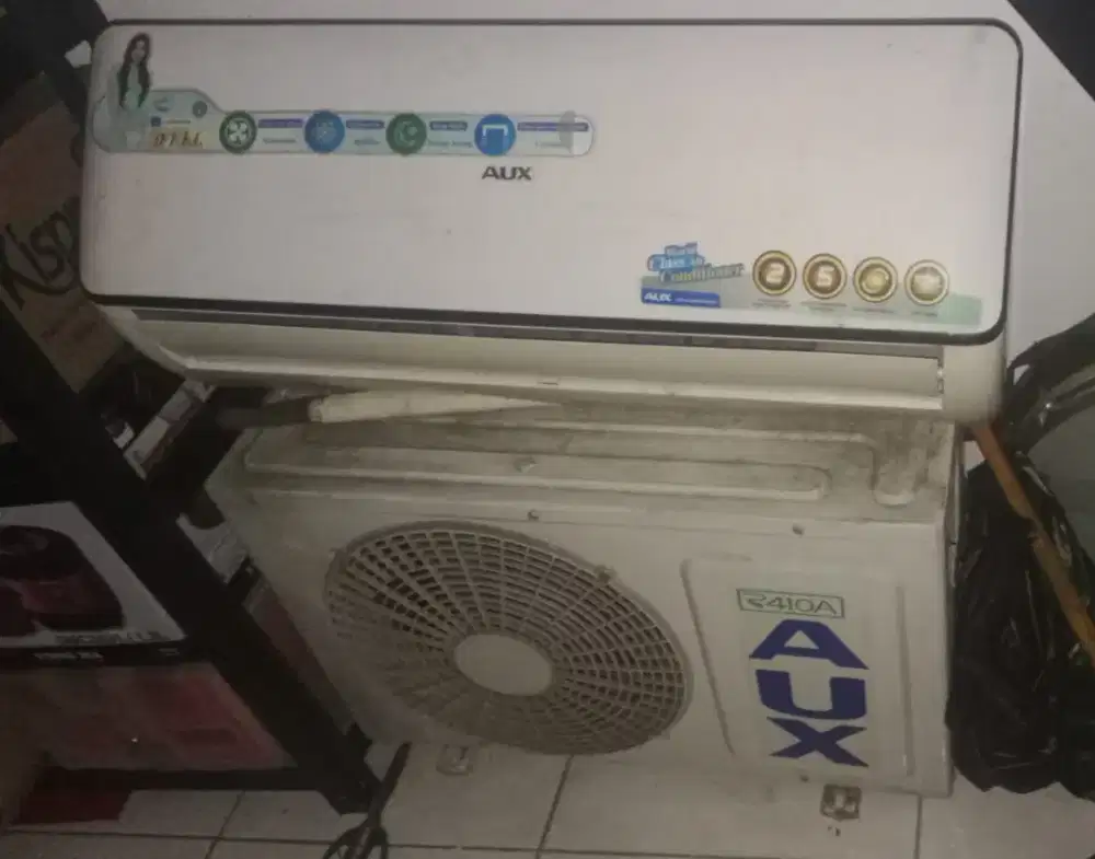 AC AUX 1/2 PK Normal