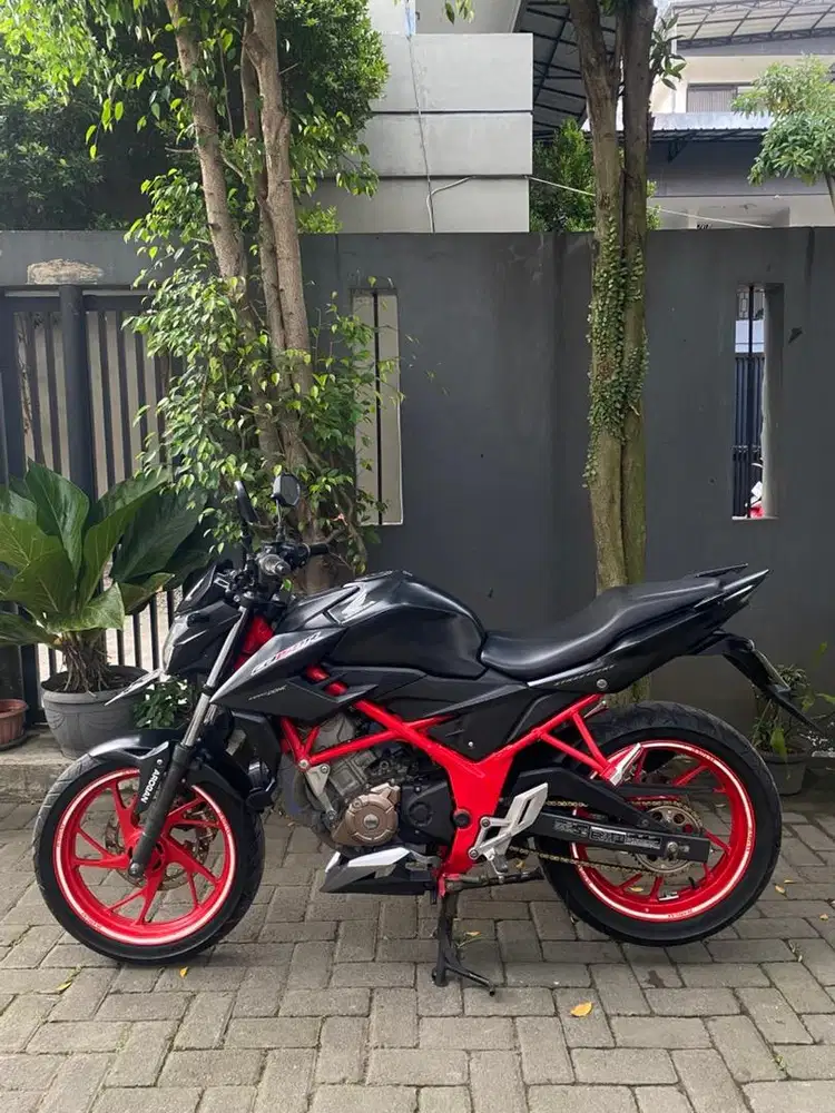 Honda CB150R CB 150 R 2017