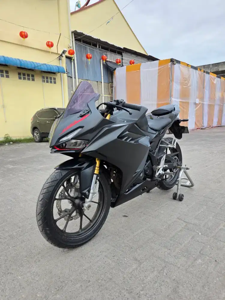 Honda CBR 150RR Hitam 2021