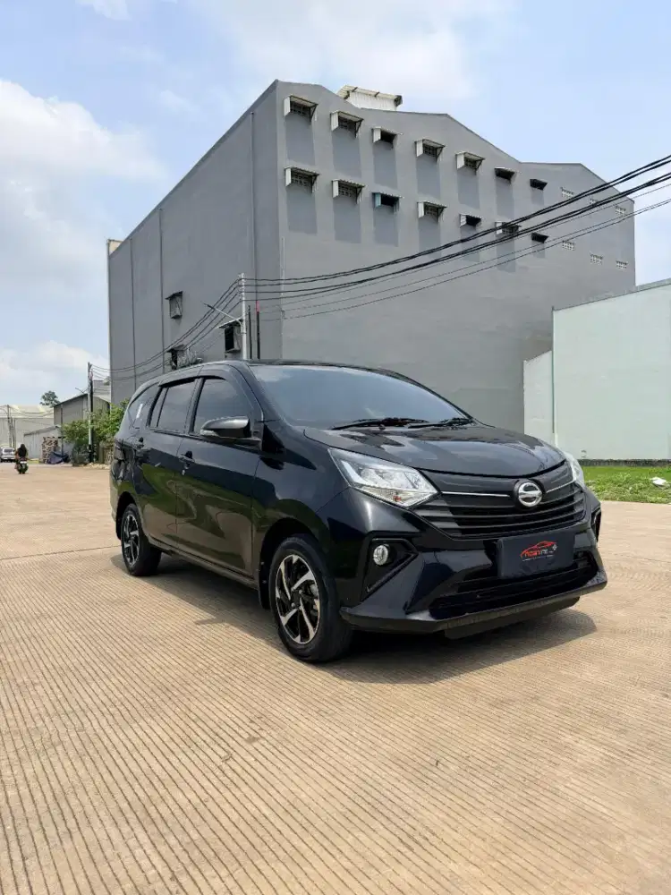 Sigra R matic bekas murah 2023 hitam