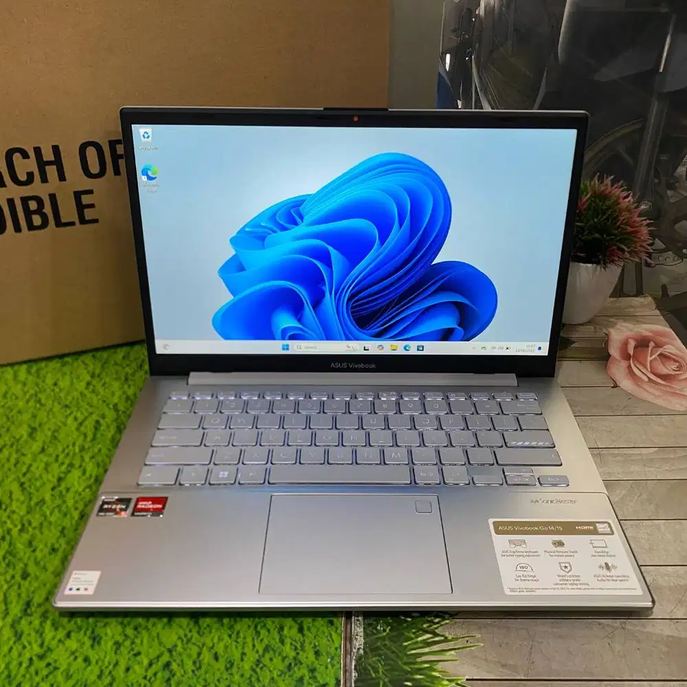 New Asus Go 14 E1404FA Ryzen 5-7520U RAM 8GB SSD 512GB 14 FHD Win 11