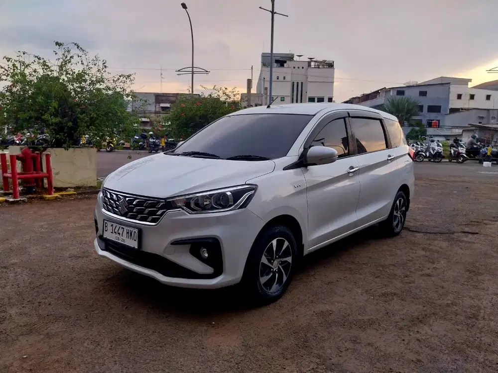 Suzuki Ertiga a.t 2023 Hybrid km 38rb