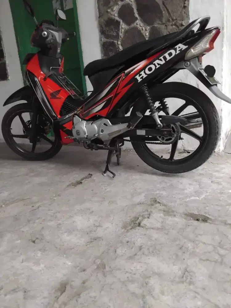 Supra x 125 tahun 2007 pemakaian pribadi