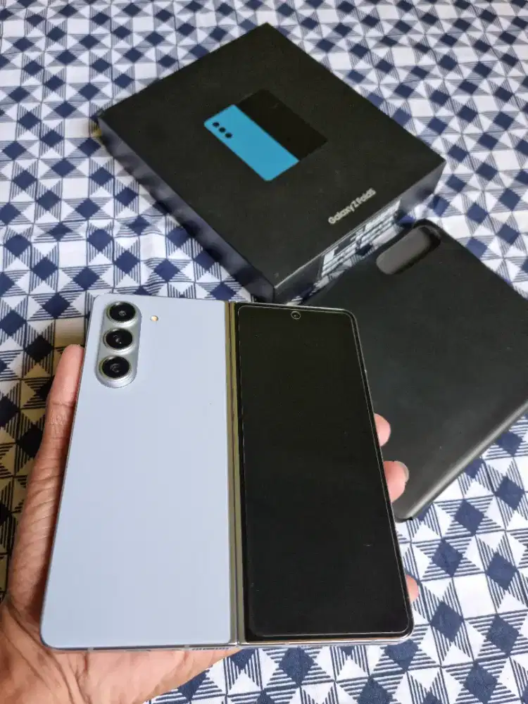 Samsung Z Fold5 5G (12/256) Resmi SEIN