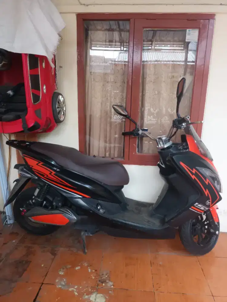 PCX motor listrik
