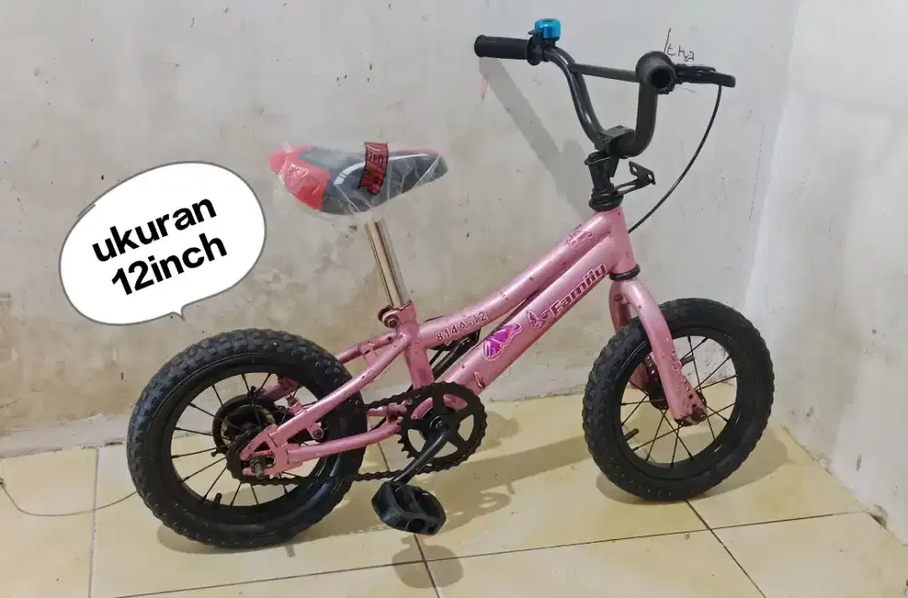Sepeda kecil Merek FAMILY ukuran 12inch