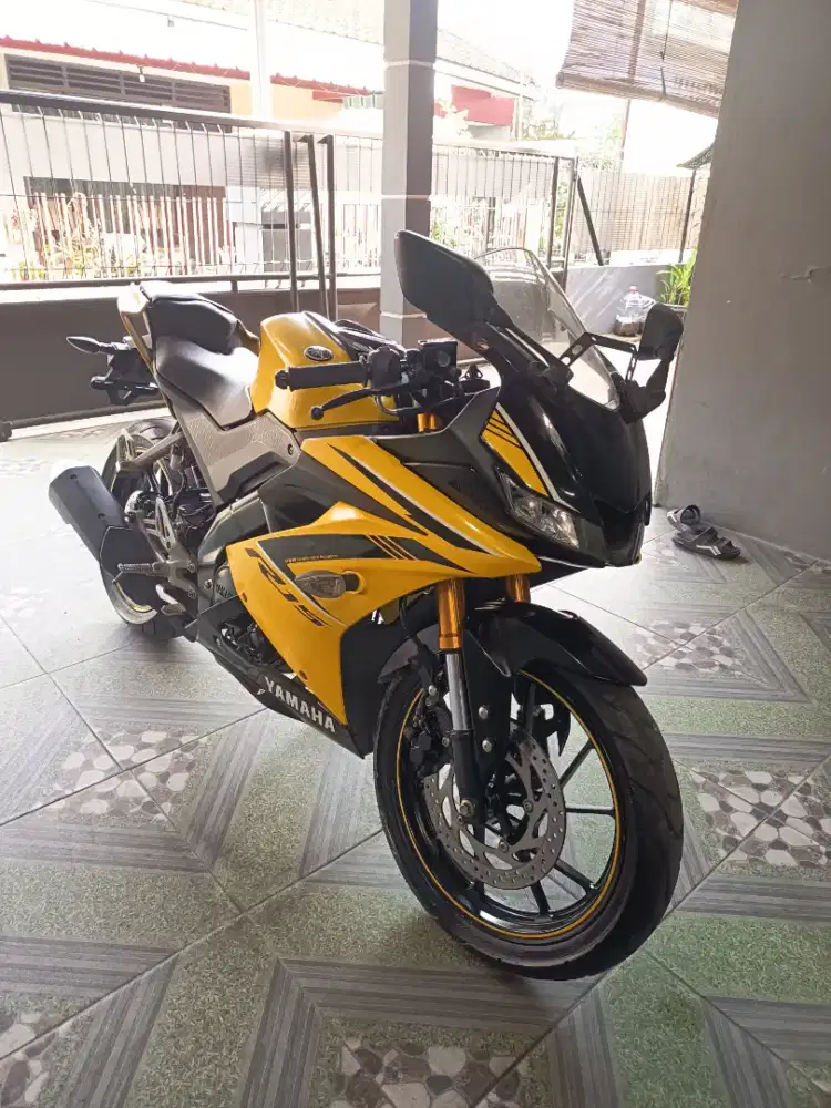 Yamaha R15 V3 (Plat R, Warna langka & Istimewa)