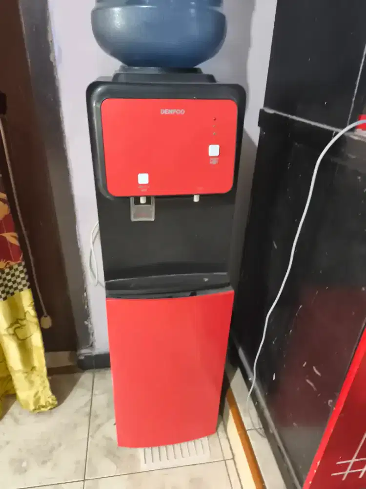 dispenser panas dingin seperti air kulkas