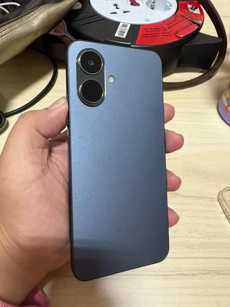 Tecno Spark Go 2 3/64gb