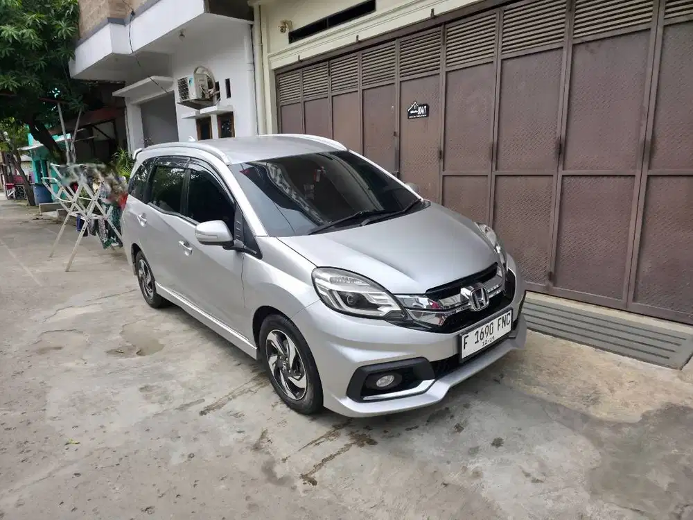 Honda Mobilio RS CVT Matic AT Tahun 2015 Silver , 2014