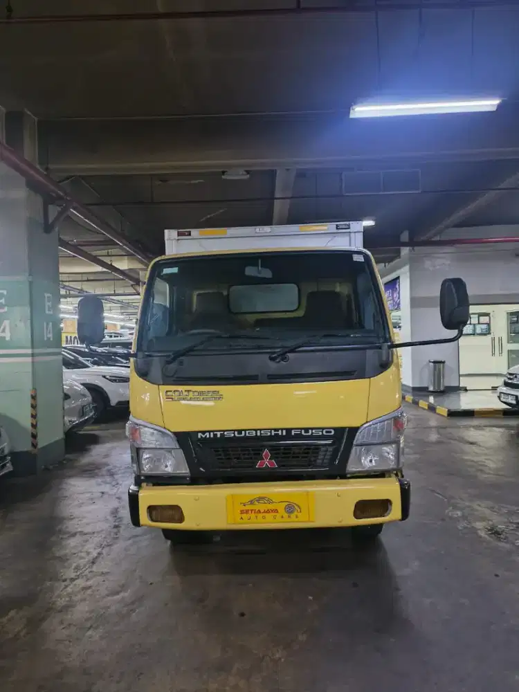 COLT DIESEL FE 71 L KUNING 2017