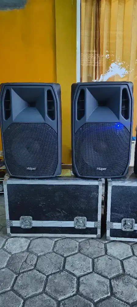 Huper AK15 switch merah