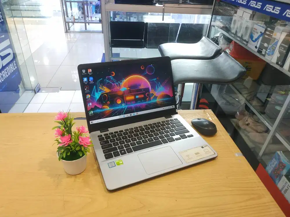 LAPTOP DIJUAL ASUS VIVOBOOK X405UQ CORE i7 RAM 8GB NVIDIA