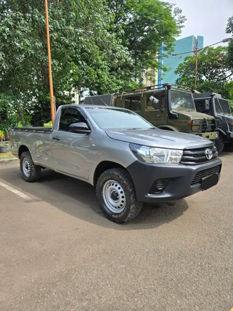 Toyota Hilux Sc 2019 4x4 Single cabin Pick UP 4wd
