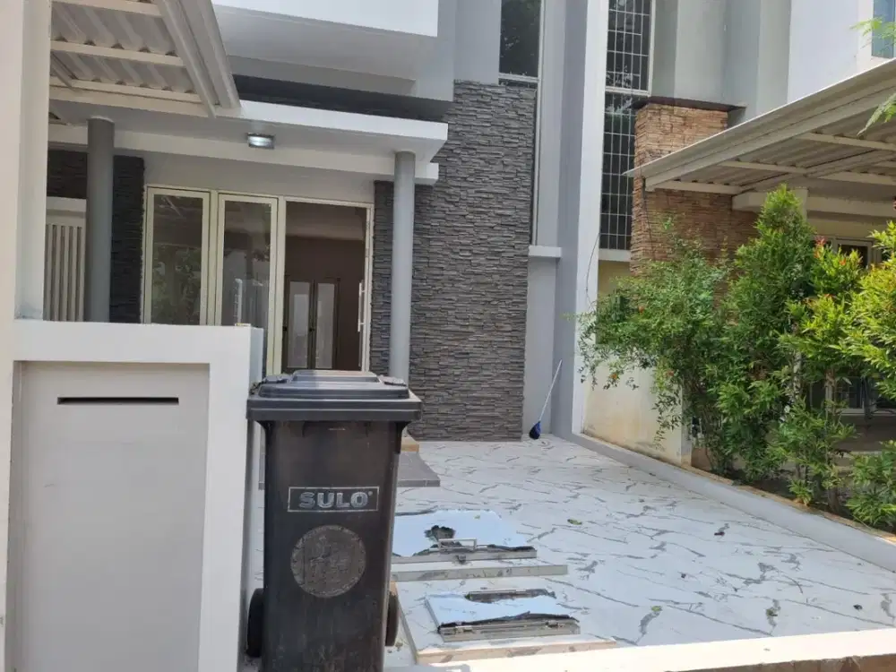 DiJual dan Sewa Rumah bagus Siap huni. Baru saja selesai Renov.