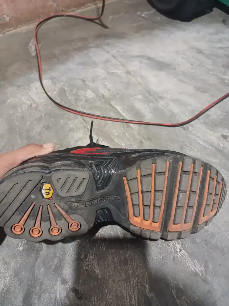 sepatu bagus dengan harga terjangkau