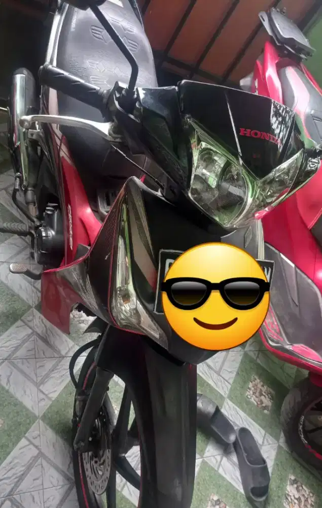 Honda Supra X tipe Helm in 125cc PGM-FI