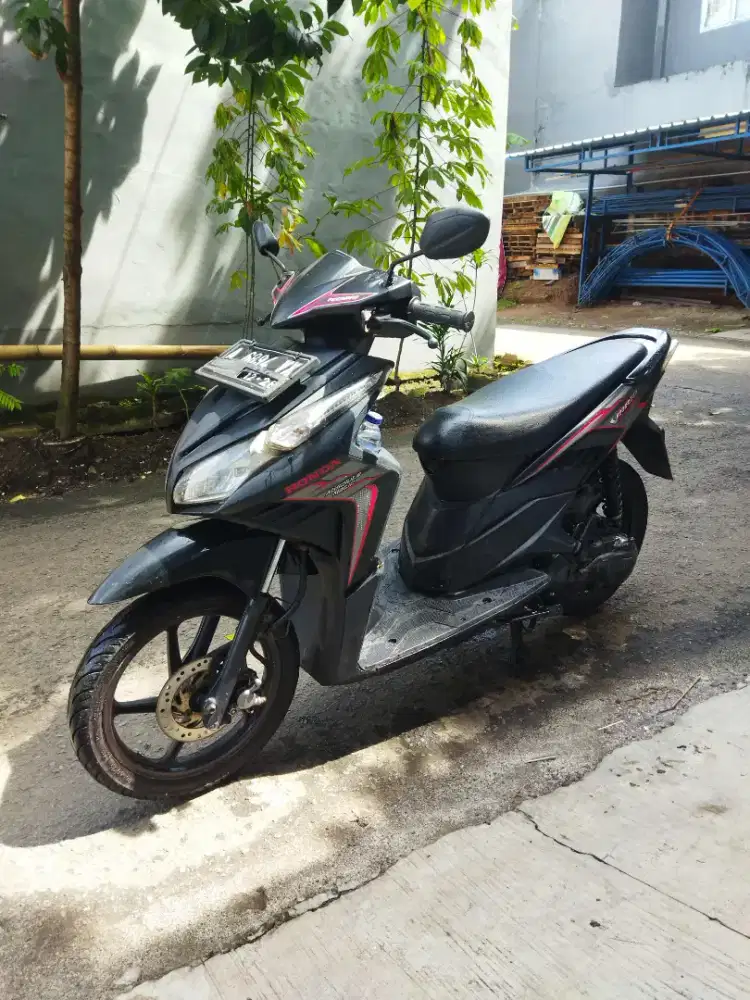 Honda Vario techno karbu thn 2011