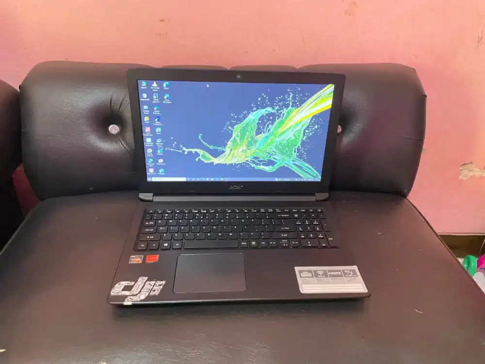 Jual beli laptop bekas atau macbook matitotal atau rusak