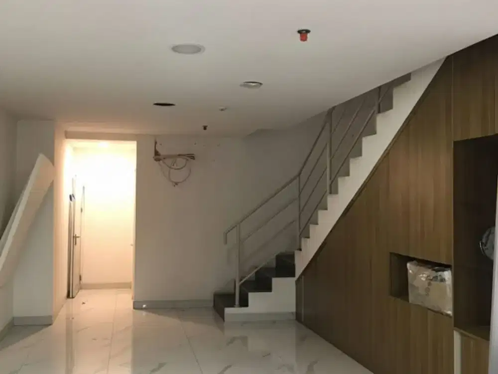 Ruko 3 Lantai di Springhill Kemayoran Cocok untuk Kantor/Showroom/Cafe
