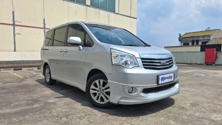 TERMURAH Toyota Nav1 2.0 V Limited Bensin-AT 2015 SFE B