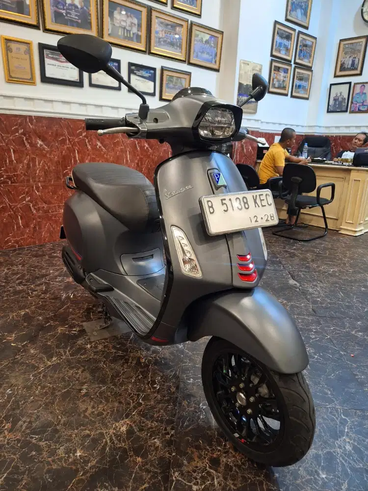 Wa mba ima VESPA SPRINT 150 S ABS 2023 . Rumah KONTRAK bisa kredit
