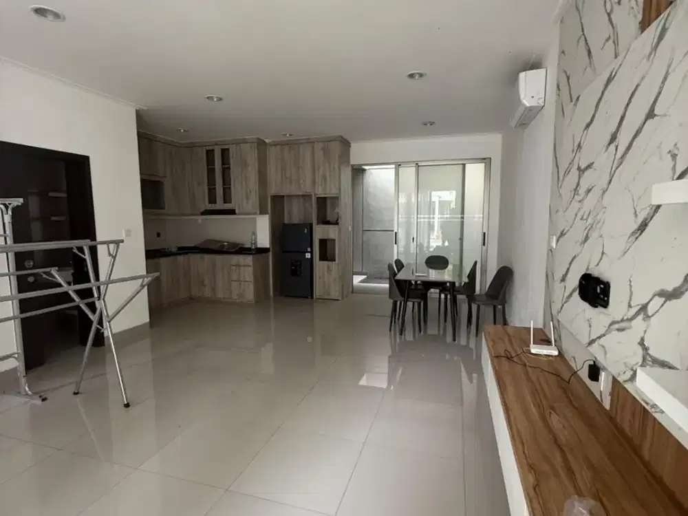 Disewakan Rumah PIK 2 Cluster Magenta Uk 6x15 Furnish 140 Juta/th