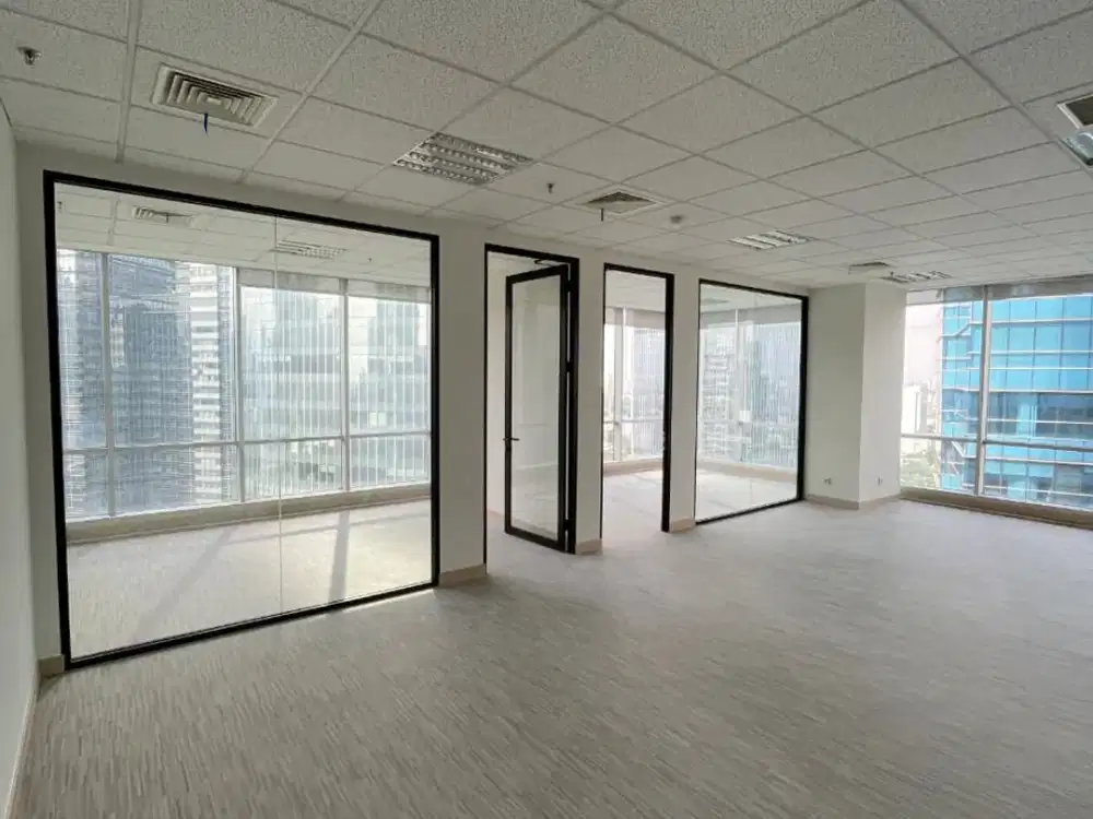Disewakan kantor Semifurnish Mega kuningan jakarta selatan kondisi baru MENARA SUNLIFE
