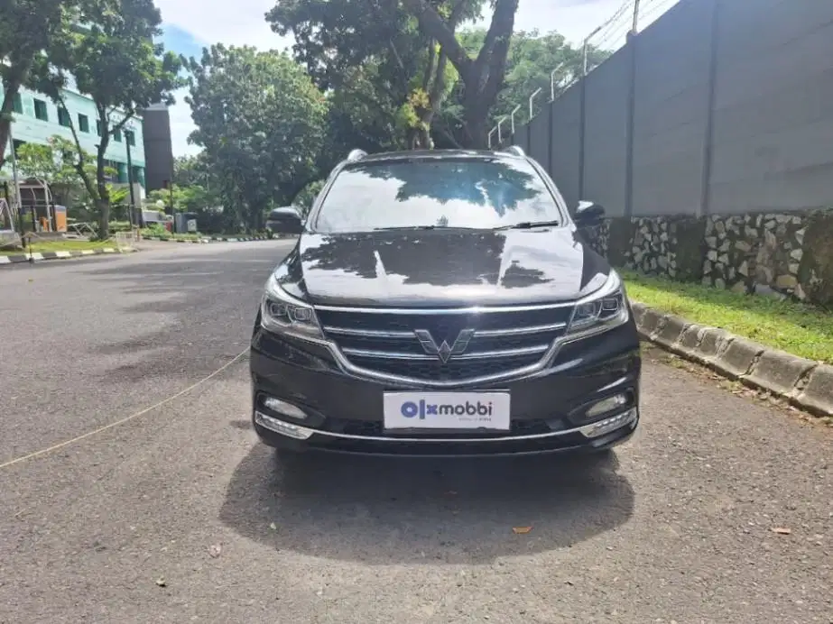 DP MURAH Wuling Cortez 1.8 L Lux Plus Bensin-AT 2018 CBYFB
