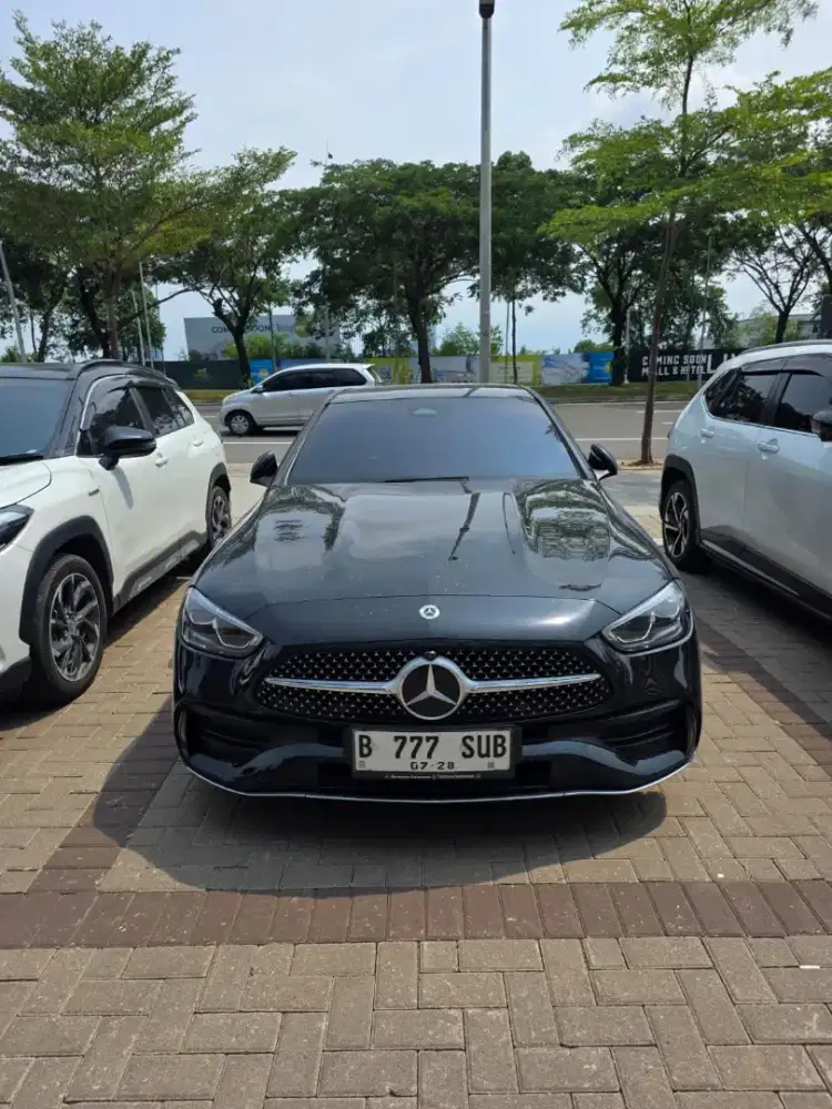 Di jual Mercy C 300 AMG