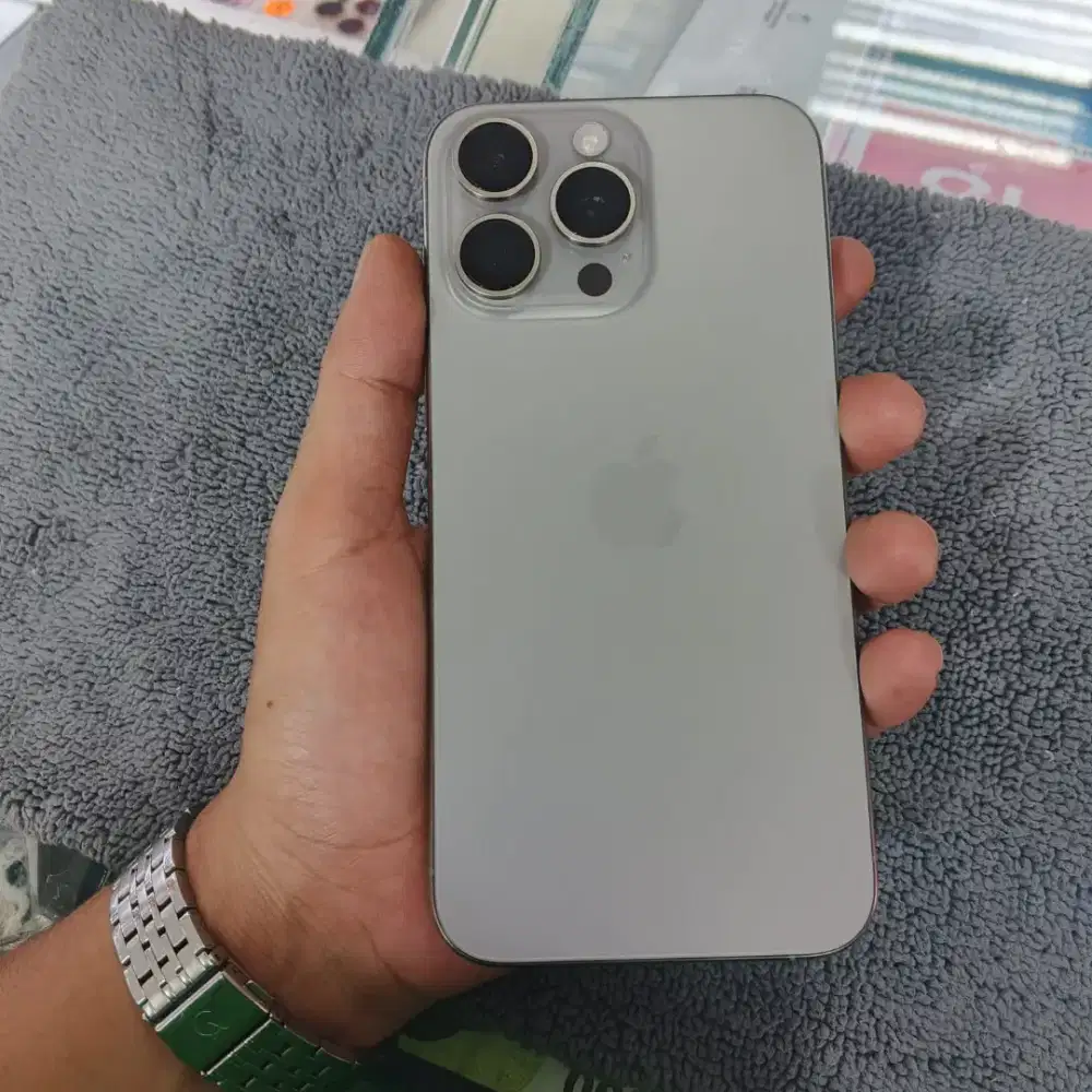 iPhone 15 pro max 256