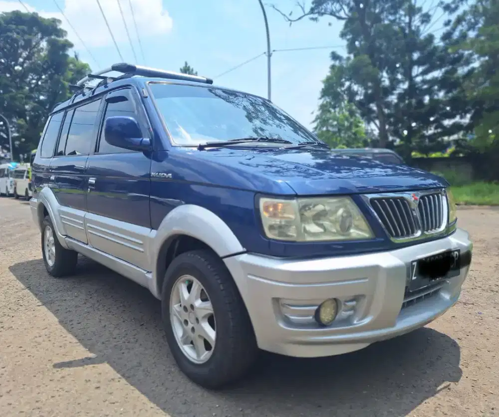 Mitsubishi Kuda 2002 MT