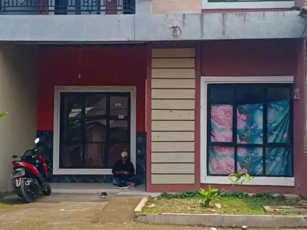 RUMAH 2 LANTAI SIAP HUNI HARGA MURAH DI DESA KARIHKIL CISEENG BOGOR