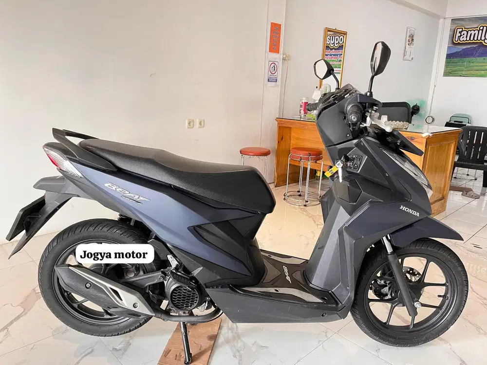 (B) honda beat deluxe 2023 cash & credit
