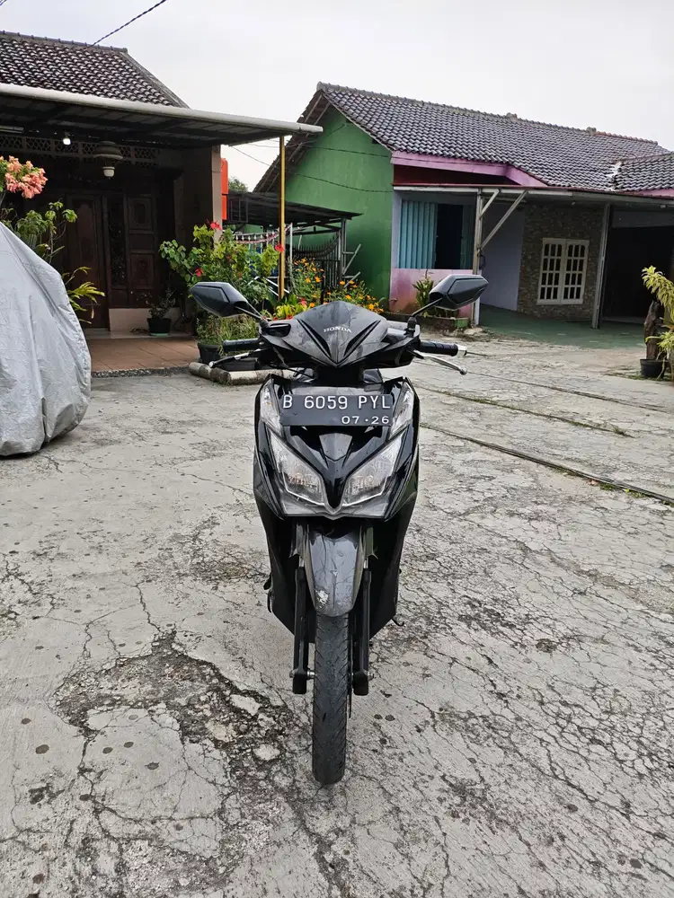 • Vario KZR 2014 MESIN ORIGINAL 125