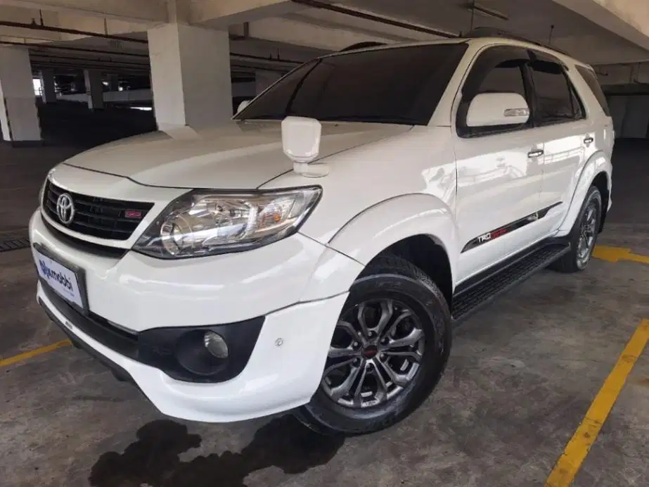 DP RENDAH Toyota Fortuner 2.7 TRD G Luxury Bensin-AT 2015 BBK